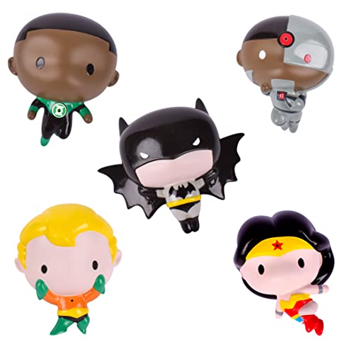 Image of DC Comics Mold Free Super Heroes Bath Squirter Toys for Toddlers, 5 Pack Baby Toy Squirters, Batman, Wonder Woman, Green Lantern, Cyborg and Aquaman Bath Time Toys