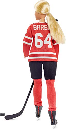 Muñeca Barbie Tim Hortons coleccionable con uniforme de hockey miniatura 4