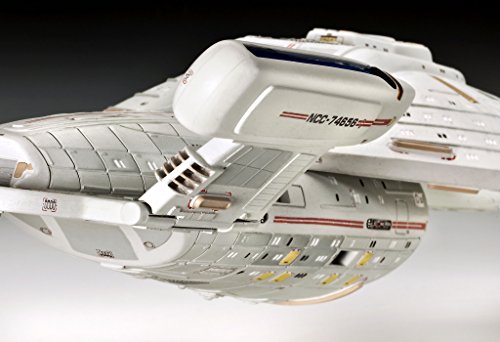 Revell U.s.s. Voyager (Star Trek) Model Kit, 1:670 Scale, 51.4 Cm #TOP4