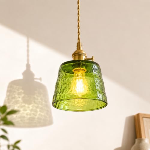 Lampe suspendue industrielle en verre pour une salle à manger raffinée