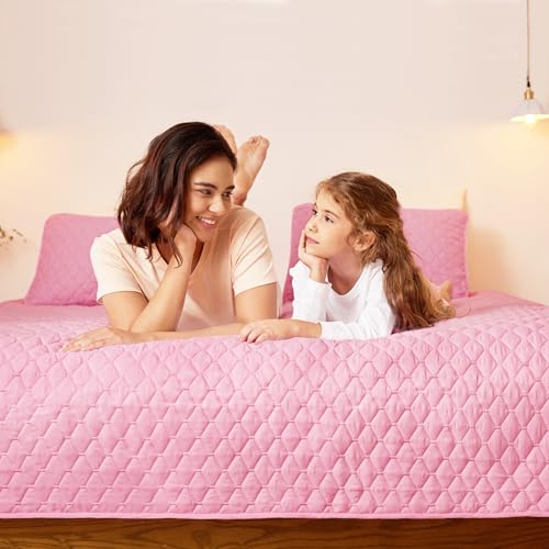 Exclusivo Mezcla Reversible King Size Quilt Bedding Set with Pillow Shams, Lightweight Quilts King Size, Soft Bedspreads Bed Coverlets for All Seasons - (Bright Pink, 104"x96")