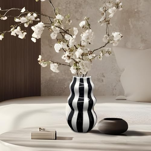 Vase à fleurs en céramique à rayures pour la décoration du salon