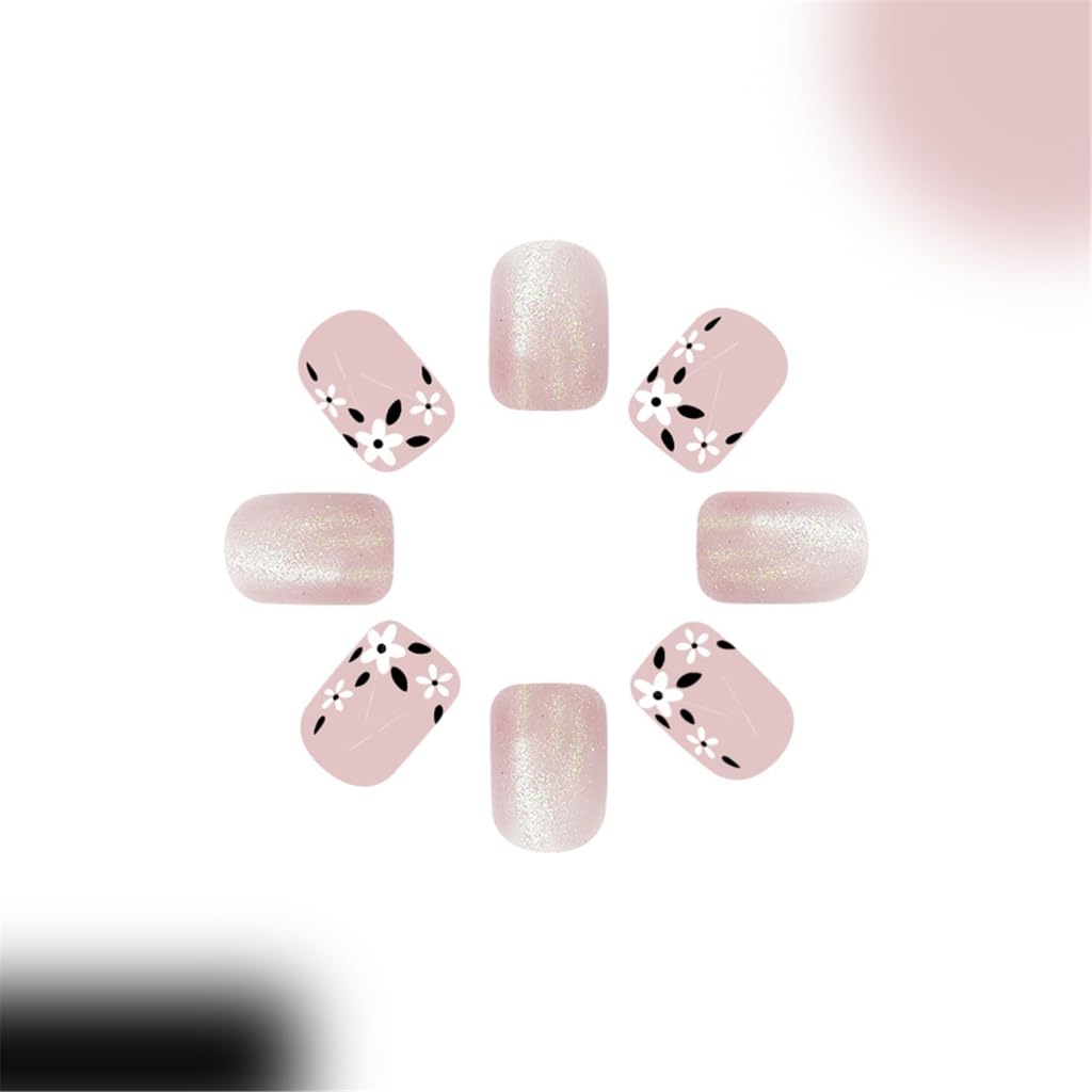Short Square Artificial Nails with Black White Floral Designs False Nails for Fashionable Nails Art
