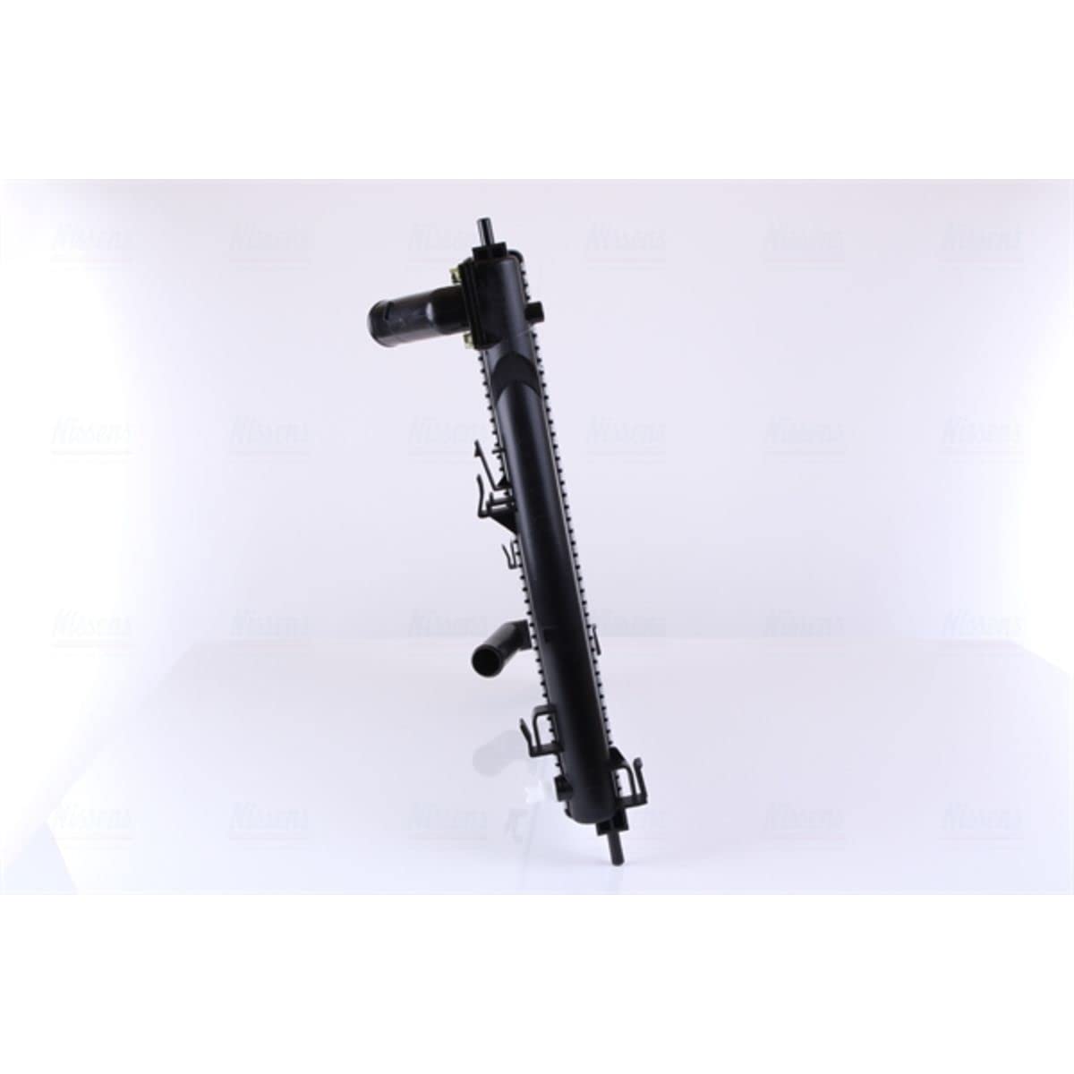 NISSENS Radiateur, refroidissement du moteur 67370