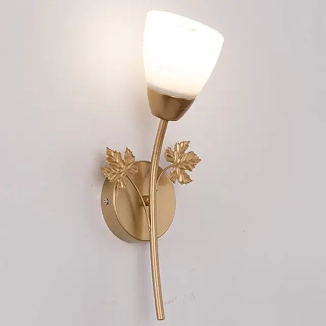 Applique Murale Fleurs Moderne Dorée - Lampe Murale Créative pour Salon et Chambre