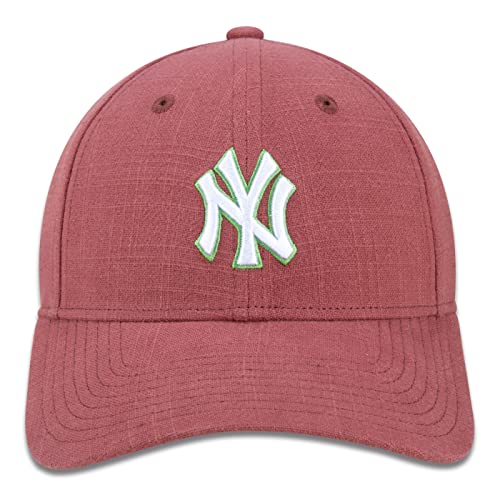 Bone New Era Feminino 9FORTY Snapback MLB New York Yankees Aba Curva Vermelho Escuro Aba Curva Snapb