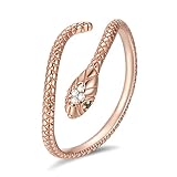 PERFEKTE GRÖßE: Der verstellbare Ring passt sich perfekt an und ist für Größen 13-22 (Fingerumfang 53-62 mm) geeignet. Trage ihn bequem an deinem Finger und genieße den perfekten Sitz.