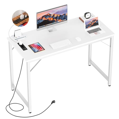 iSunirm Escritorio Gaming de 82 cm con Enchufes y Puertos USB, Mesa de Ordenador Pequeña para Espacios Reducidos, Mesa de Estudio Estable para Dormitorio Juvenil y Teletrabajo, Blanco