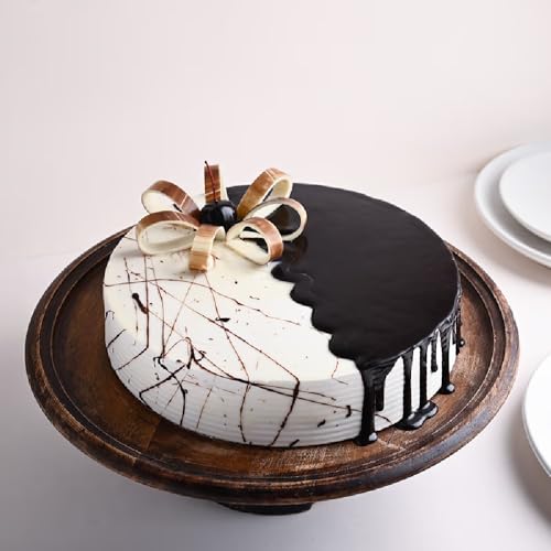 FlowerAura Delicious Silky Smooth Fresh Eggless Choco Vanilla Cake Gift's For Birthday, Anniversary, Valentine's Day, Mother's Day, Christmas, Wedding (Same Day Delivery) (0.5Kg)