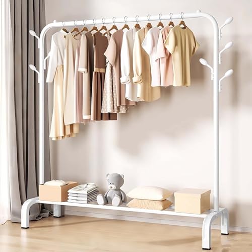 Portant à vêtements en métal pour remédier au manque de place dans votre garde-robe