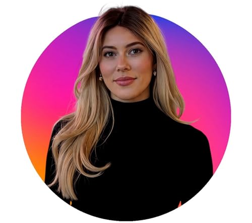 Couverture de She Is The Atlas Podcast