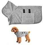 DESIGN ÉPOUSANT LA FORME DU CORPS: La peignoir chien super absorbante est taillée méticuleusement selon la courbe du corps de l'animal, garantissant qu'elle ne restreint pas ses mouvements. La serviette chien dispose de bandes élastiques réglables au cou et à la queue, permettant un ajustement flexible pour s'adapter à des animaux de différentes tailles