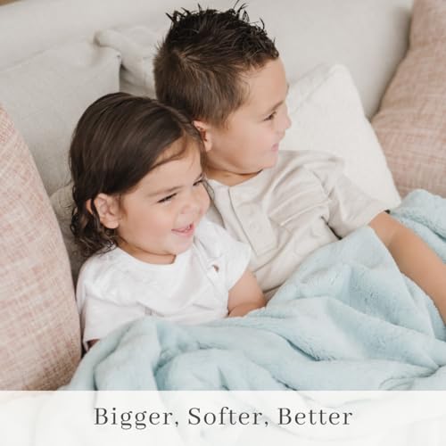 Image of Saranoni Oversized Luxury Blanket | Breathable Super Soft, Lush, Plush Comfy Blankets for Adults | Dew - X-Large 60 inch x 80 inch