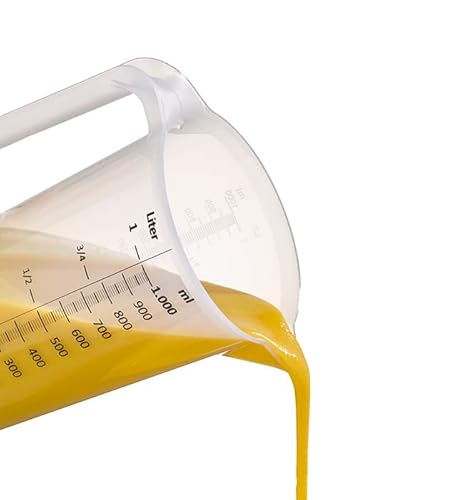 Foto von APS 30047 Messbecher 1 Liter, Ø 12 x H: 17 cm, Kunststoffbecher mit geprägter Maßskalierung außen, geschlossener Griff, 1- und ml-Liter- Einteilung, spülmaschinengeeignet