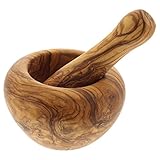 ✔ Fácil de limpiar: el mortero de madera se puede utilizar de forma versátil en tu cocina. Tritura hierbas frescas, especias, nueces, granos o pesto, funciona muy fácilmente y conserva el aroma completo de los ingredientes.