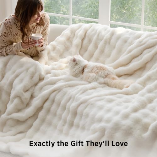 Image of Bedsure GentleSoft Bubble Faux Fur Blankets Queen Size, Fluffy Fuzzy Queen Blanket for Bed, Soft Cozy Faux Fur Bedding for Winter, Thick Warm Plush Bed Cover, Cream, 90x90