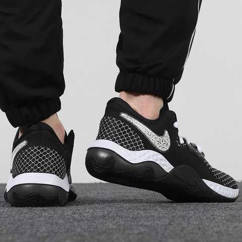 Amazon.co.jp: NIKE ナイキ 27.0cm リニュー エレベート Renew