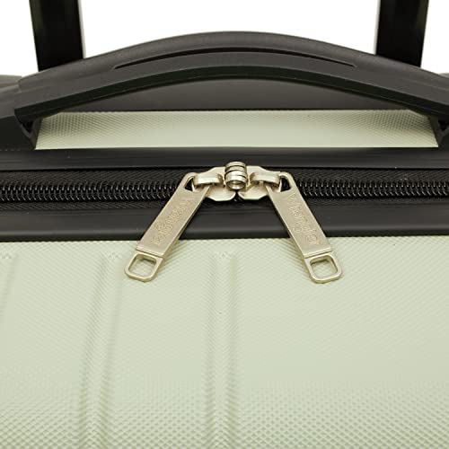 Wrangler Quest Luggage, Pelican