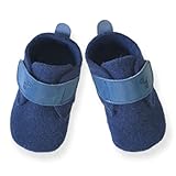 Durch den weichen Einstieg mit Klettband kommt jeder kinderleicht in den Schuh und die Passform kann gut reguliert werden
