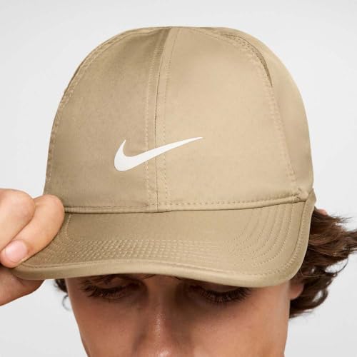 Nike Unisex Hat Cap, Parachute Beige/Metallic Silver, M 4