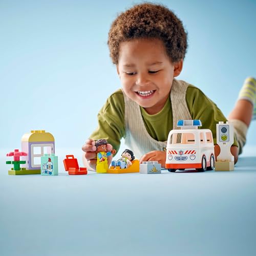 LEGO Duplo L’Ambulance et Le Chauffeur 10447