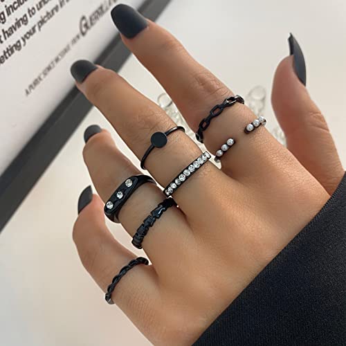 Image of YEEZII Gold Knuckle Ring Set for Women, Boho Stackable Finger Midi Rings