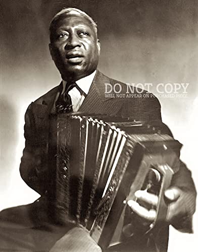 Photographie de Lead Belly 20,3x25,4 cm portrait vintage accordéon 1942