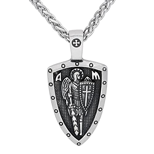 Collier bouclier templier pour look rock et hip hop lors de vos soirées