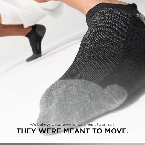 Image of Feetures Elite Max Cushion No Show Tab - Running Socks for Men & Women, Athletic Compression Socks, Moisture Wicking