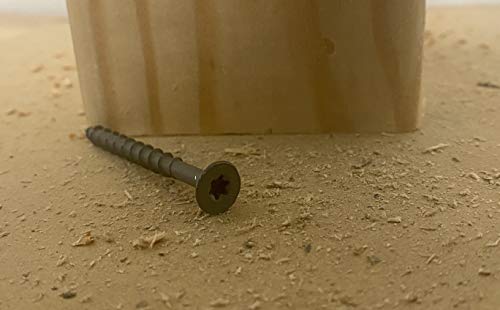 Velocity Exterior Wood Screw Site-Case - 550 Screws in 6 Popular Sizes and 4 Hexstix Star Drive Bits