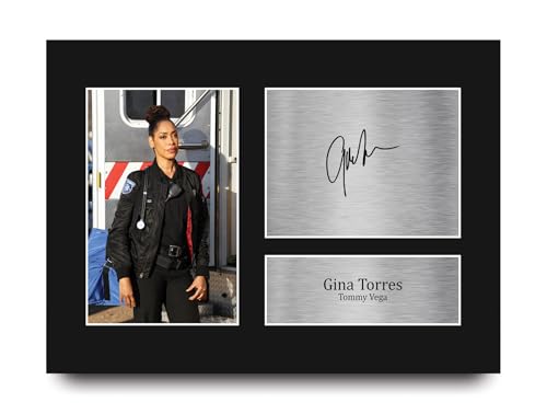 HWC Trading Gina Torres 9-1-1 Lone Star Tommy Vega Geschenke Gedrucktes Signiertes Autogramm Foto für Fans von Fernsehshows - A4 für 19,99 EUR bei amazon.de Bild: HWC Trading Gina Torres 9-1-1 Lone Star Tommy Vega Geschenke Gedrucktes Signiertes Autogramm Foto für Fans von Fernsehshows - A4 für 19,99 EUR bei amazon.de