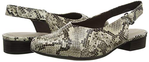Image of Clarks Women's Juliet Pull Loafer
