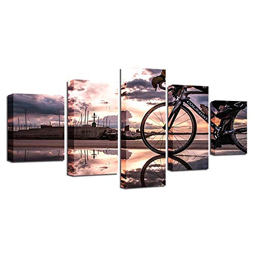 Faire du vélo après la pluie impression sur toile grand format mur vide