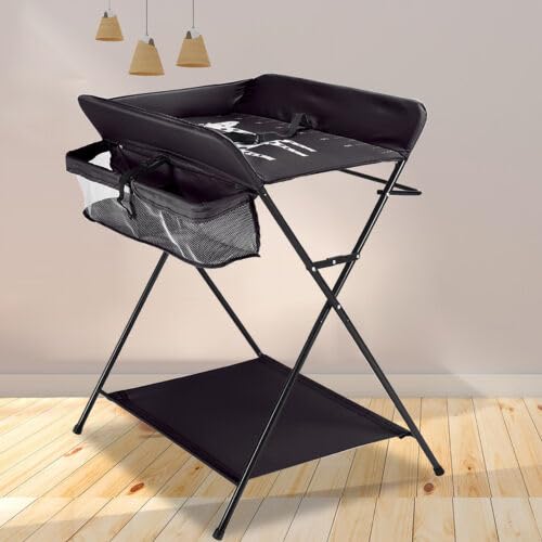 Qussse Baby Wickelkombi, Mobiler Wickeltisch mit Ablagefächer, Klappbare Wickelkommode mit Sicherheitsgurt, für Alter des Babys von 0-12 Monate, platzsparend und stabil, 80x63x96cm Qussse Baby Wickelkombi, Mobiler Wickeltisch mit Ablagefächer, Klappbare Wickelkommode mit Sicherheitsgurt, für Alter des Babys von 0-12 Monate, platzsparend und stabil, 80x63x96cm