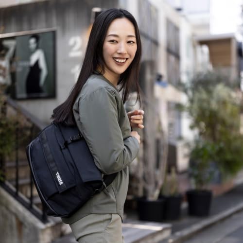 Thule Paramount 14L Crossbody Bag, Crossbody Bag For Women And Men - image 3