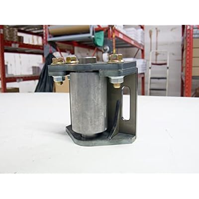 Tire Carrier Hub and Spindle Kit - Side Mount Double Shear