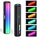 Produktbild Led Videoleuchte RGB, Tragbares Lightbar für Fotografie mit LED Display, 2500-9900K,CRI 95+, 3000mAh Akku, 20 Lichteffekte Beleuchtung für TikTok,Vlog, YouTube, Game-Streaming Licht