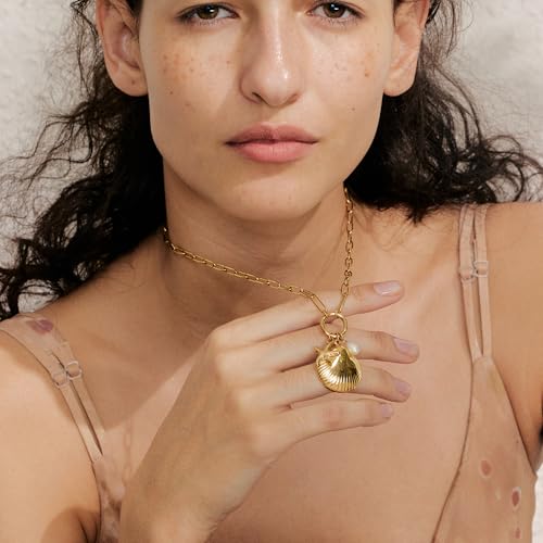 Mchic Charm Necklace for Women: Gold Seashell Pendant Necklace with Shell Pearl Heart Sun Starfish Charms Chunky Paperclip Chain Beach Vacation Ocean Summer Tropical Jewelry Choker2