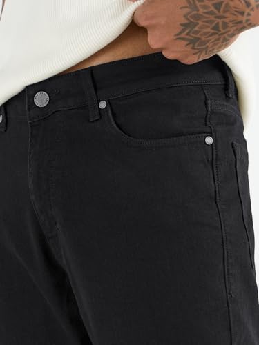 Image of Bewakoof Men's Washed Slim Straight Fit Polycotton Jeans