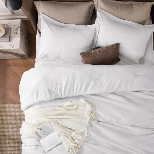 Image of Bedsure Oversized Queen Comforter Set - Grayish White Soft Bedding for All Seasons, Cationic Dyed Bed Set, 3 Pieces, 1 Oversized Queen Size Comforter (98 inchx98 inch) and 2 Pillow Shams (20 inchx26 inch+2 inch)