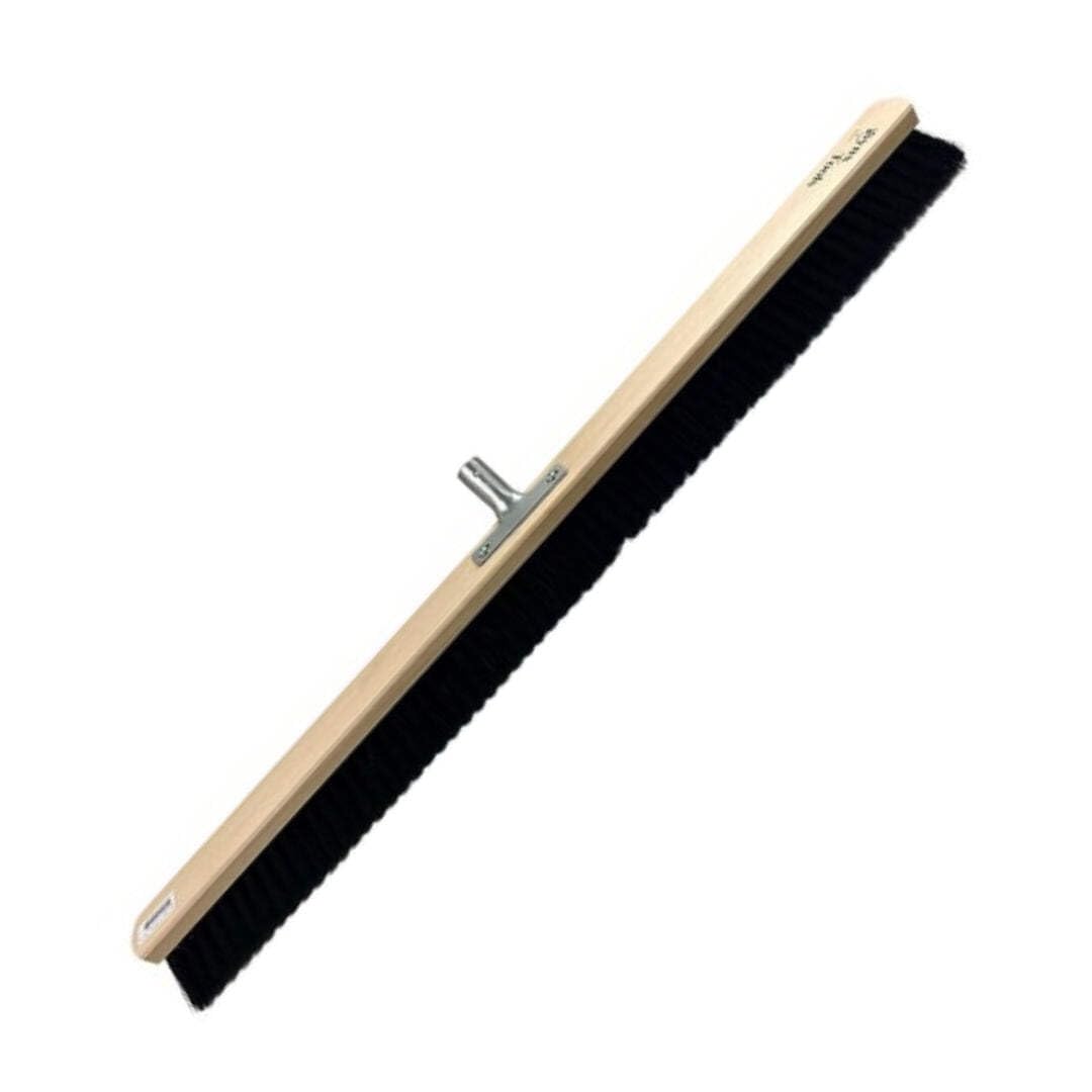 Robuster Hausbesen 80 cm Stabiler mit 150 cm Stiel Industriebesen Straßenbesen Hallenbesen Gartenbesen staubbindender Besen aus Holz, Kehrbesen und Stubenbesen innen, weiche Borsten