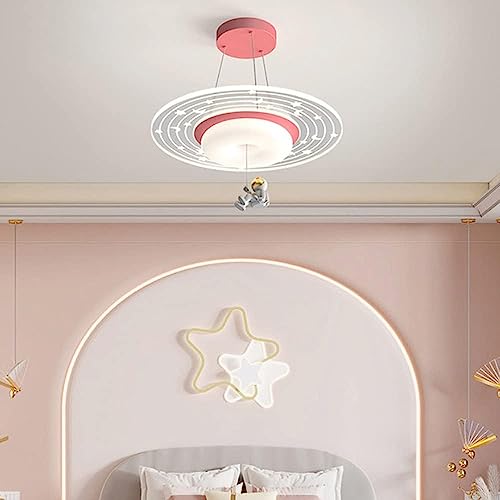 Suspension astronaute rose et bleue pour décorer une nursery - 5