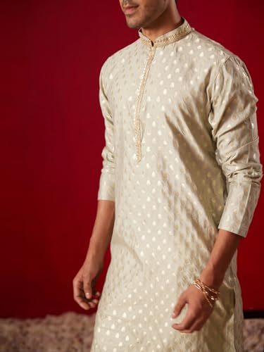 Image of VASTRAMAY Men's Silk Blend Kurta and Pyjama Set