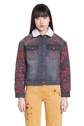 Veste denim délavé femme Desigual pour vos sorties urbaines de mi-saison