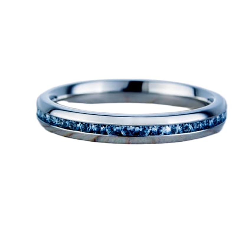 Bague éternité aigue-marine bleue : l'alliance en argent qui sublime chaque geste du quotidien