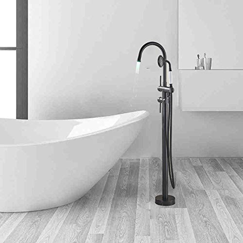 Douche de bain sur pied design pour moderniser une suite parentale