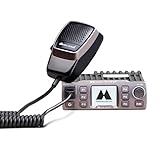 CB MULTIBANDE AM/FM AVEC ÉCRAN TFT COULEUR : Radio CB professionnelle sans licence avec bande AM/FM multistandard, 6 touches programmables et un grand écran TFT couleur. Elle affiche canal ou canal + fréquence et fonctionne en 12V/24V pour une installation polyvalente