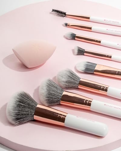 Brushworks Exclusive Makeup Brush & Sponge Set, 8-Piece Travel-Size Brush Kit with Complexion Sponge - Image 4