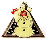 Pin 37 x 32 mm C o c a C o l a - Eisbär mit Schneemann - Pin 37 x 32 mm