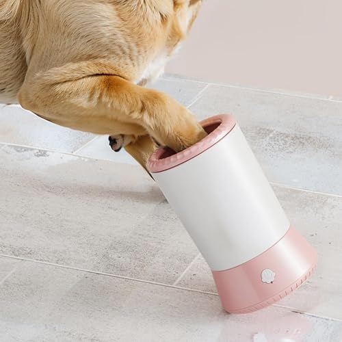Nettoyer les pattes de chien facilement grâce au gobelet de lavage